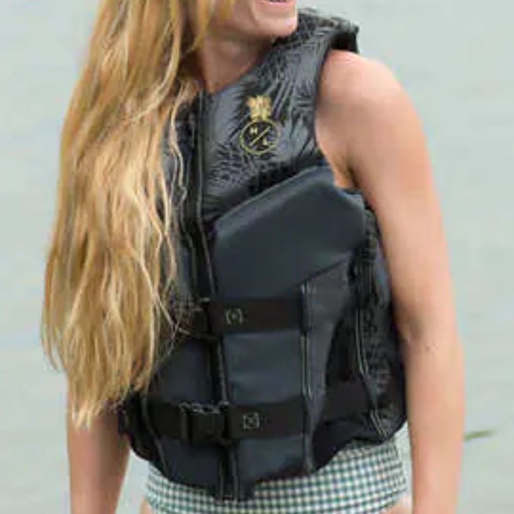 Hyperlite life vest size XL